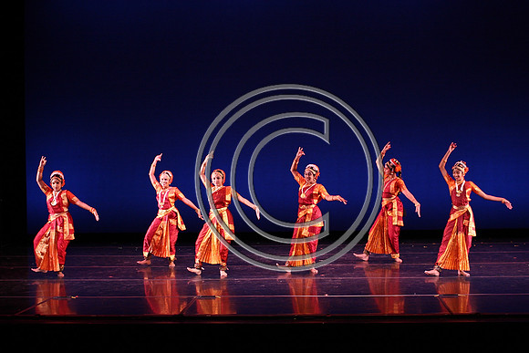 Madhuri Group 300dpi - 12.JPG